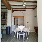 Kats Apartmán